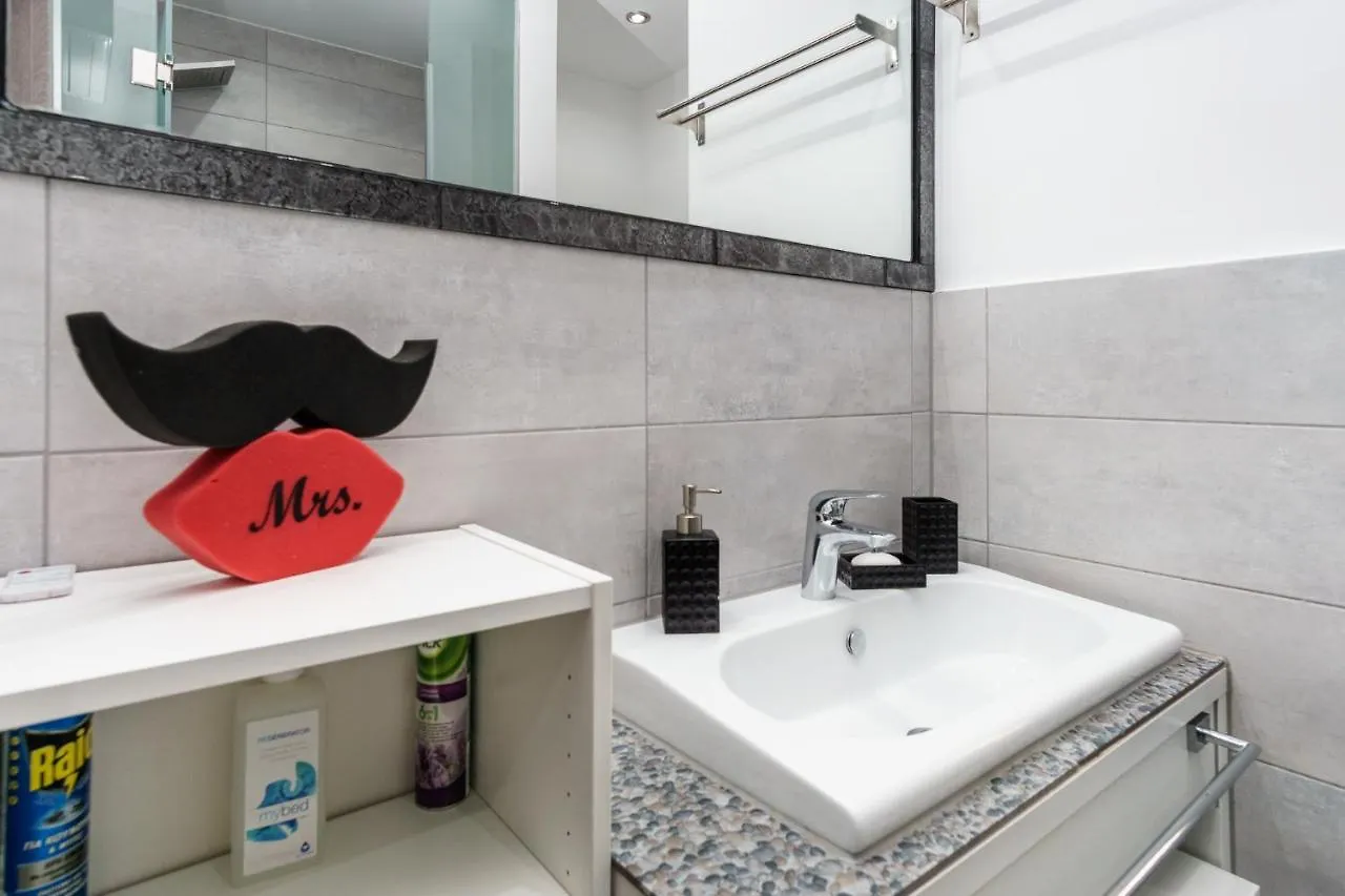 Apartment C.8 Indigo&Leon #Suite_In_City_Center Thessaloniki Greece